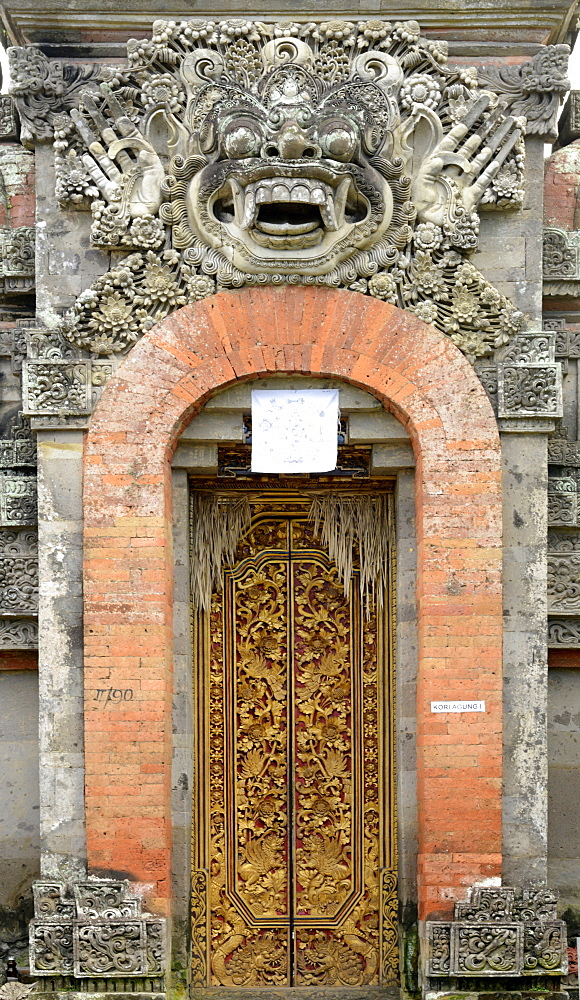 Gate of a Balinese House in Batubulan, Bali, Indonesia, Southeast Asia, Asia