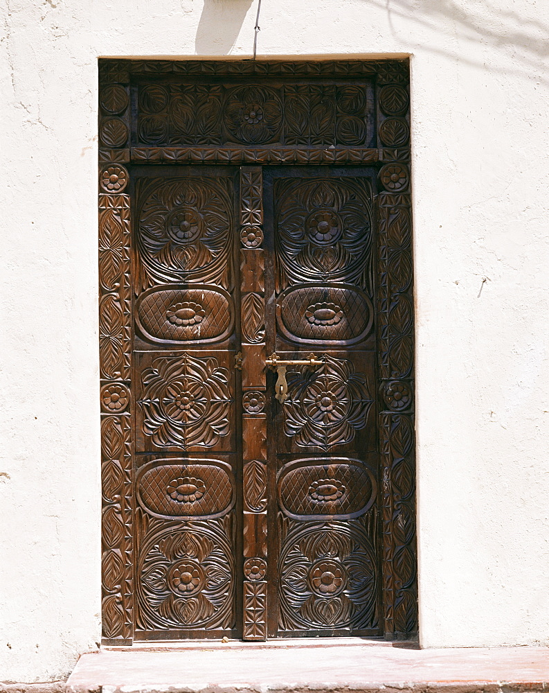 Carved wooden door, Old Town, Mombasa, Kenya, East Africa, Africa