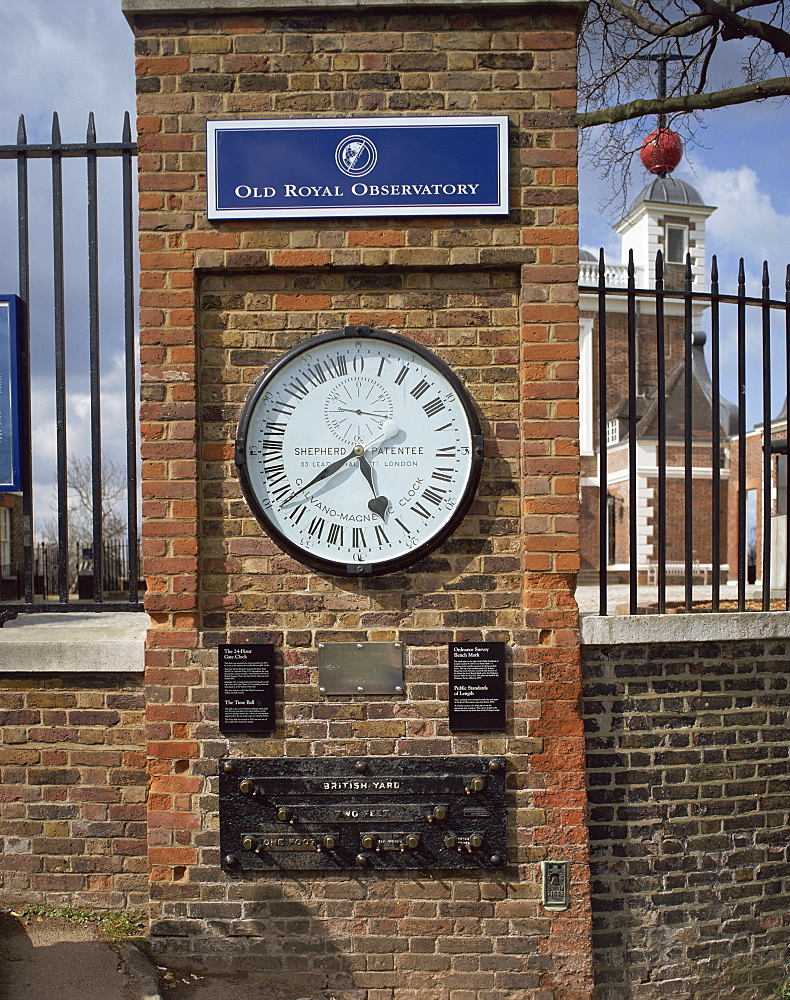 GMT clock and standards of length, Flamsteed House, Greenwich, UNESCO World Heritage Site, London, England, United Kingdom, Europe