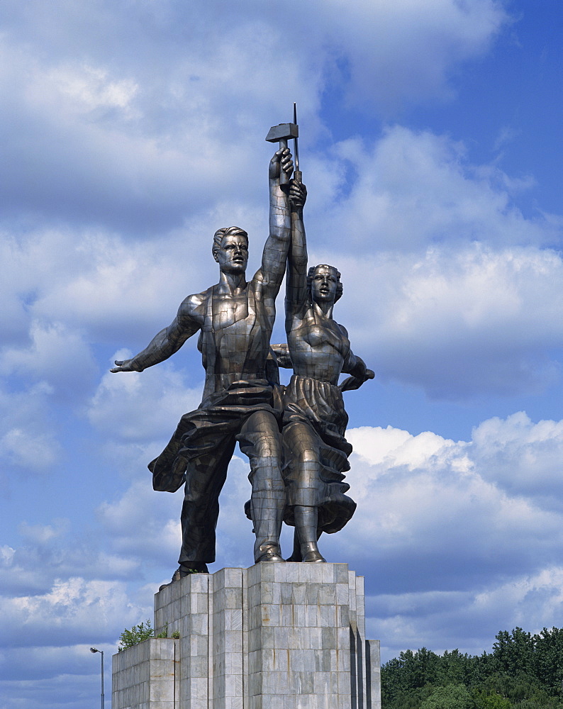 Statue of worker and Kolkhoz woman near the Cosmos Hotel and VDNKH in Moscow, Russia, Europe