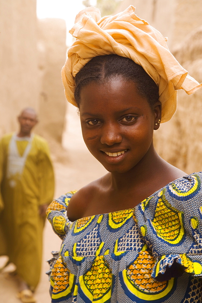 Portrait of a Fulani woman, Mopti, Mali, West Africa, Africa