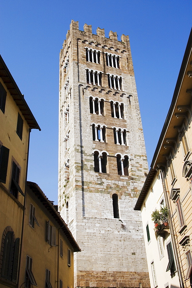 San Frediano campanile, Lucca, Tuscany, Italy, Europe