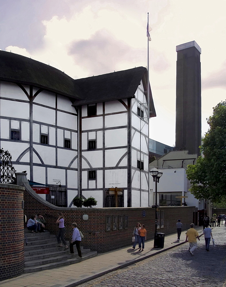 The Globe Theatre, with the Tate Modern Gallery beyond, Bankside, London, England, United Kingdom, Europe