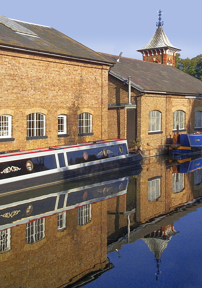 British Waterways workshops, the Grand Union Canal, Bulbourne, the Chilterns, Buckinghamshire, England, United Kingdom, Europe