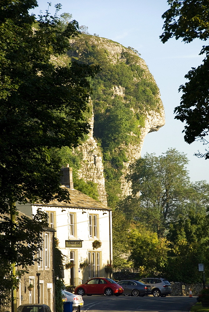 Kilnsey Crag, Wharfedale, Yorkshire Dales, Yorkshire, England, United Kingdom, Europe 