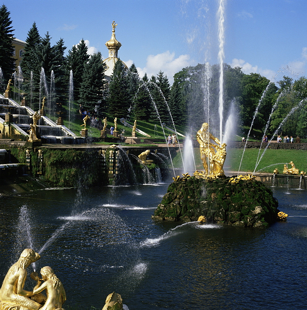 Fountains, Petrodvorets (Peterhof), St. Petersburg, Russia, Europe