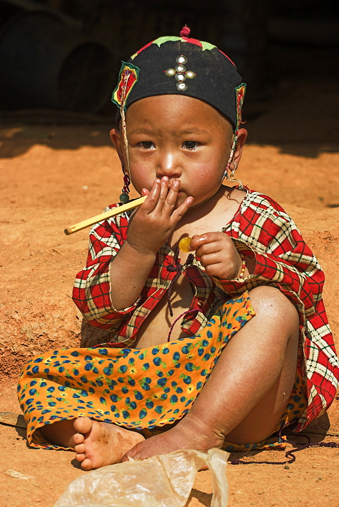 Wan Sai village (Aku tribe) Aku baby girl, Kengtung (Kyaing Tong), Shan State, Myanmar (Burma), Asia