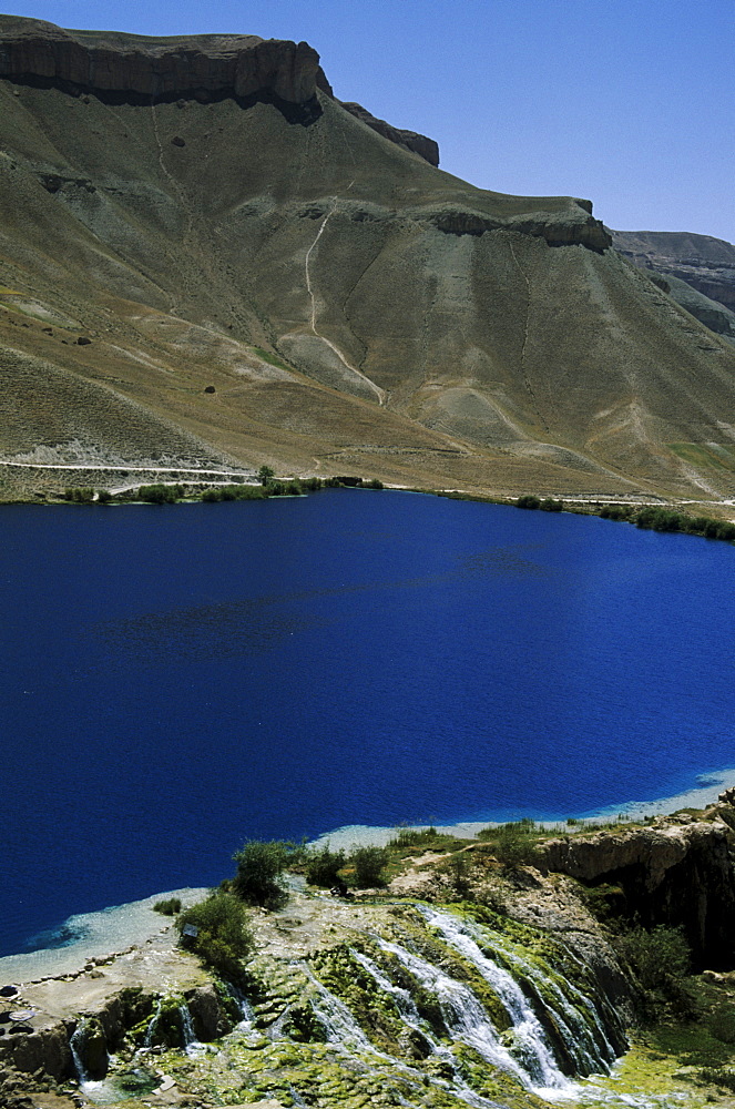 Band-i-Zulfiqar, the main lake at Band-E-Amir (Dam of the King), Afghanistan's first National Park set up in 1973 to protect the five lakes, believed by locals to have been created by the Prophet Mohammed's son-in-law Ali, making them a place of pilgrimage, Afghanistan, Asia