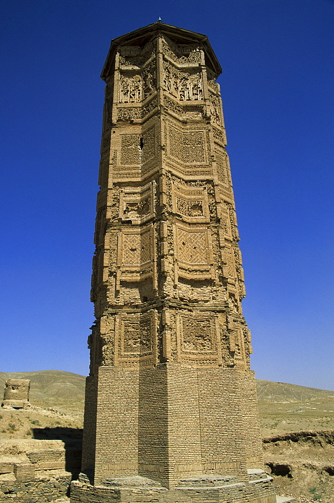 The minaret of Sultan Mas'ud III, one of two minarets built by Sultan Mas'ud III and Bahram Shah with square Kufic and Noshki script, that served as models for the minaret of Jam, and believed to have originally been part of mosques, Ghazni, Afghanistan, Asia