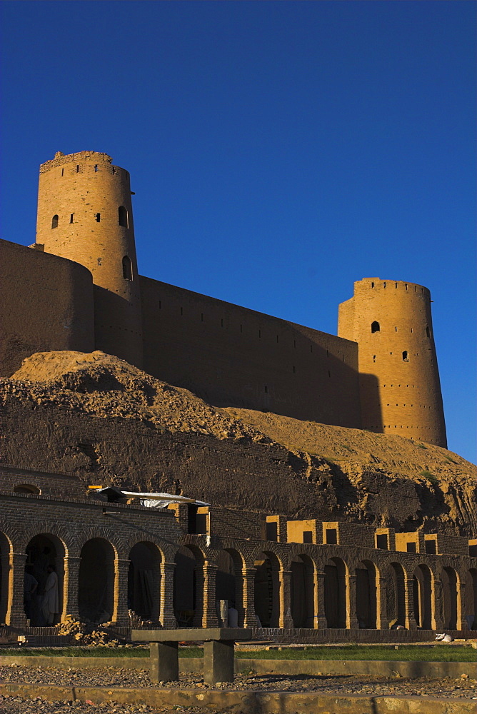 The Citadel (Qala-i-Ikhtiyar-ud-din), originally built by Alexander the Great, but in its present form by Malik Fakhruddin in 1305AD, Herat, Herat Province, Afghanistan, Asia