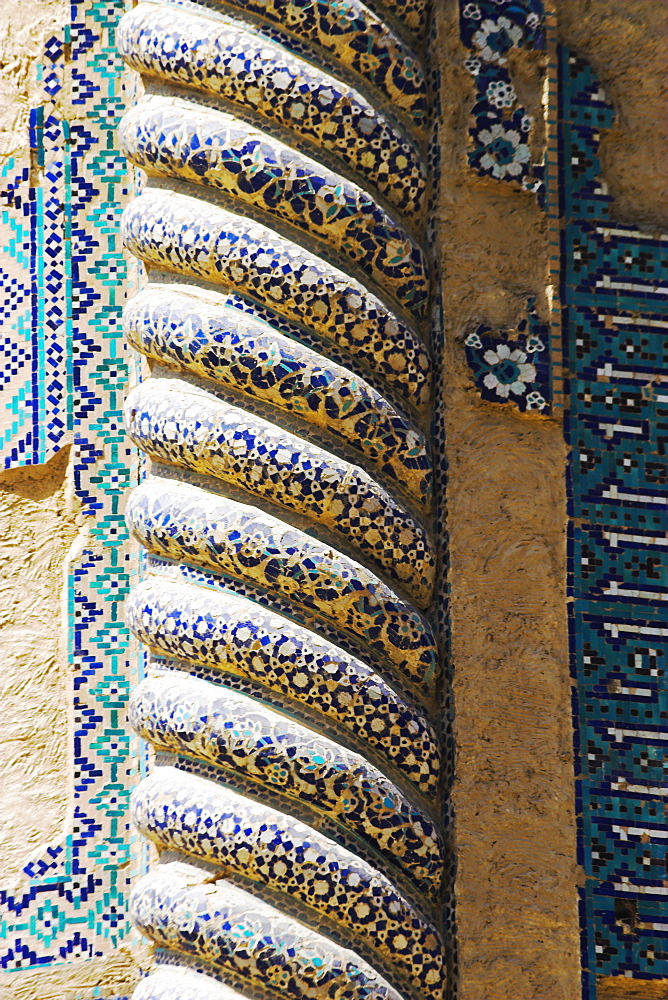 Unique Timurid corkscrew pillars of the Shrine of Khwaja Abu Nasr Parsa, Balkh (Mother of Cities), Balkh province, Afghanistan, Asia