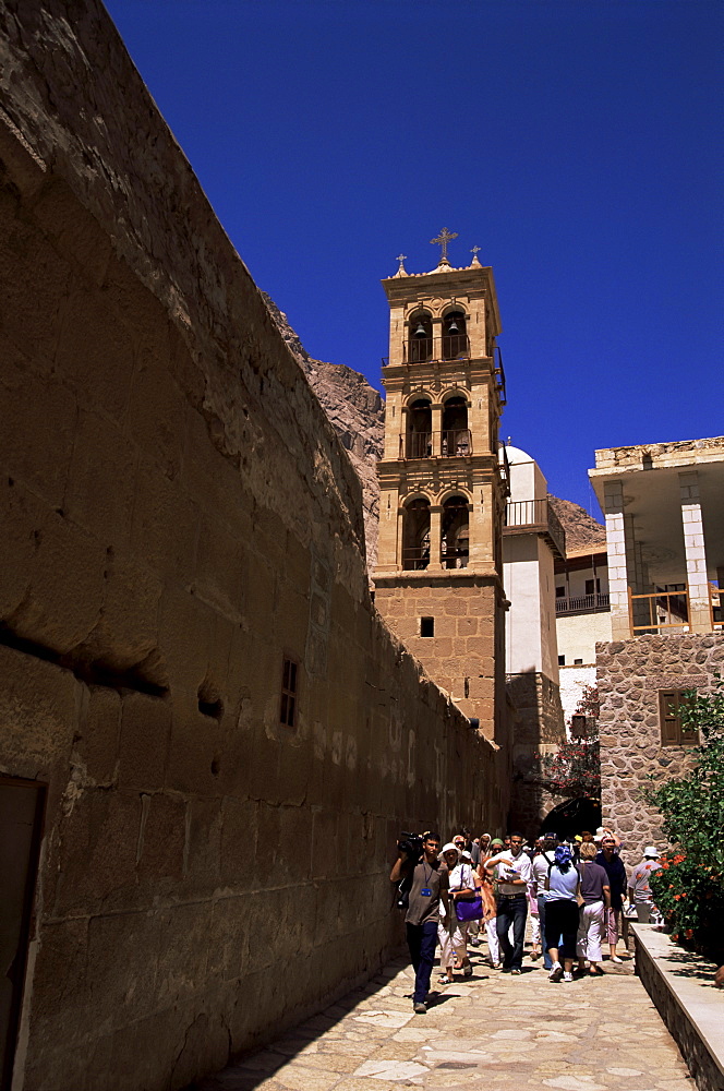 Tourists, St. Catherine's Monastery, UNESCO World Heritage Site, Sinai, Egypt, North Africa, Africa