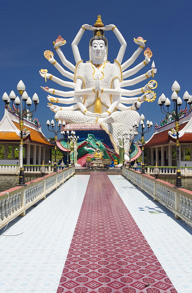 Giant Buddhist statue at Wat Plai Laem, Koh Samui, Thailand, Southeast Asia, Asia