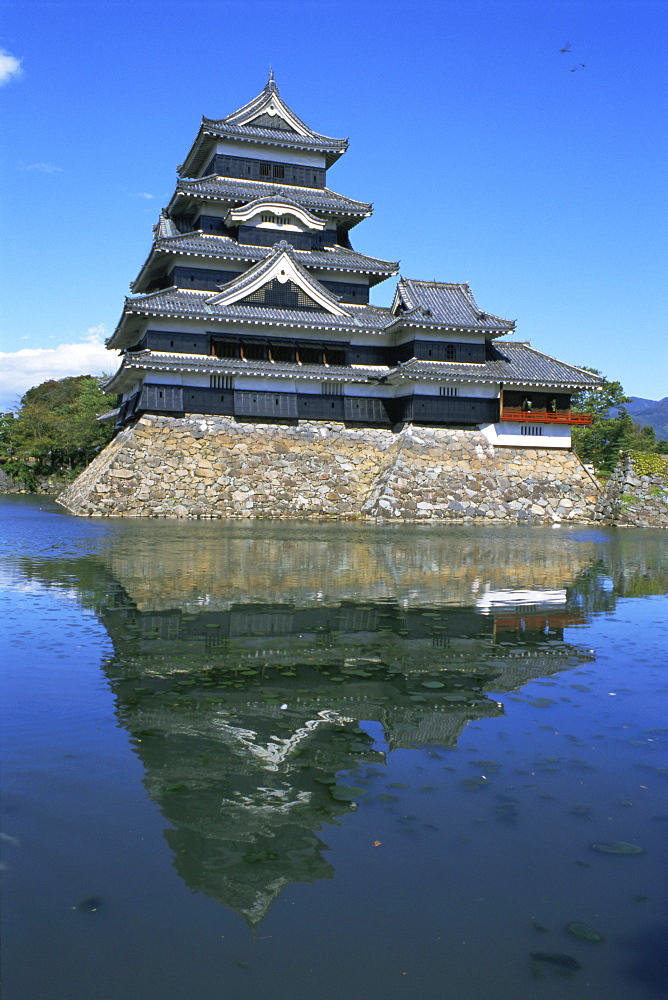 Matsumoto-jo (Matsumoto Castle), Matsumoto, Japan, Asia