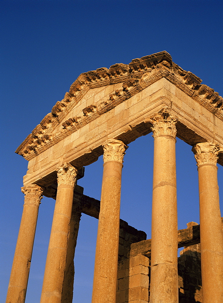 Roman ruins, Sbeitla, Tunisia, North Africa, Africa