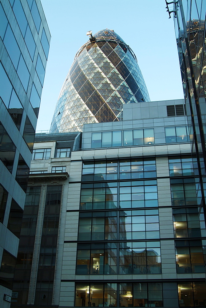 UK, London, Swiss-Re Tower aka Gherkin