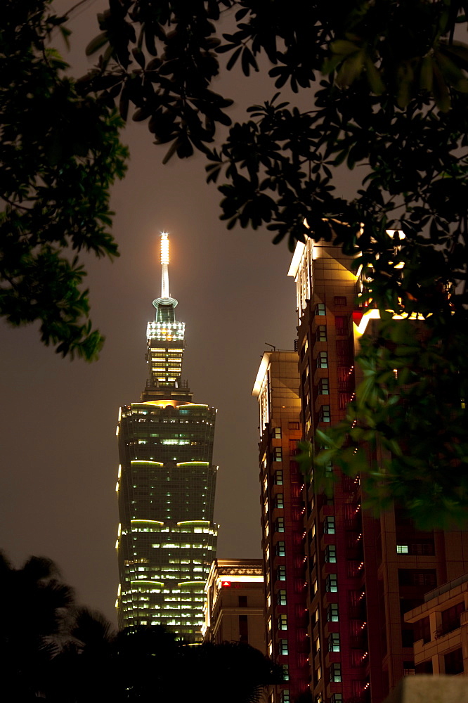 Taipei 101 at night, Taipei, Taiwan, Asia