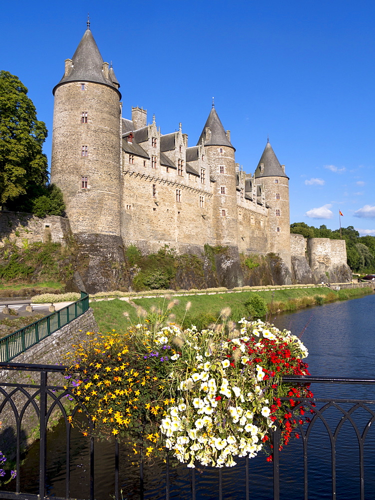 Josselin Castle, Morbihan, Brittany, France, Europe