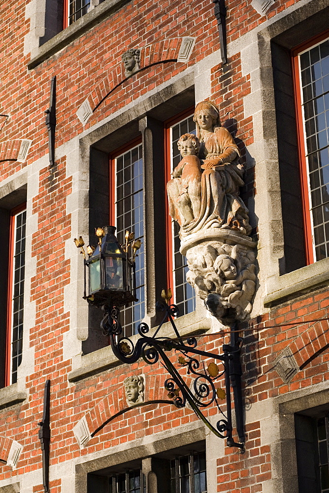 Detail of the Begijnhof (Convent), UNESCO World Heritage Site, Bruges, Belgium, Europe