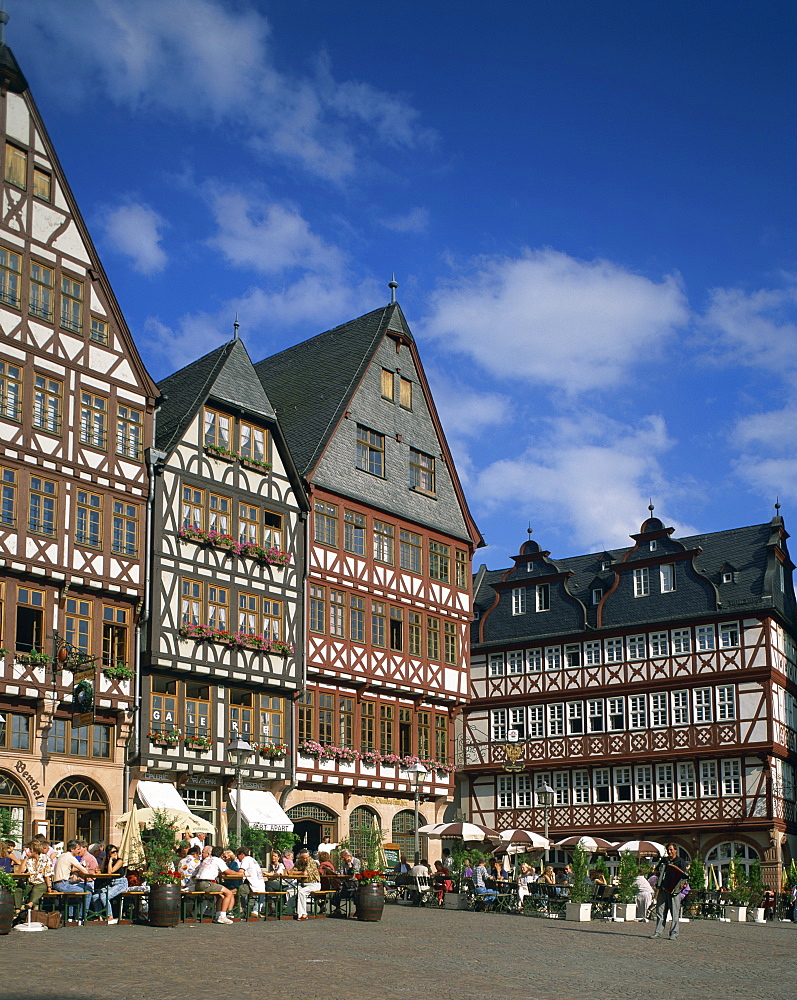 Outdoor cafes in the Romer area, Frankfurt am Main, Germany, Europe