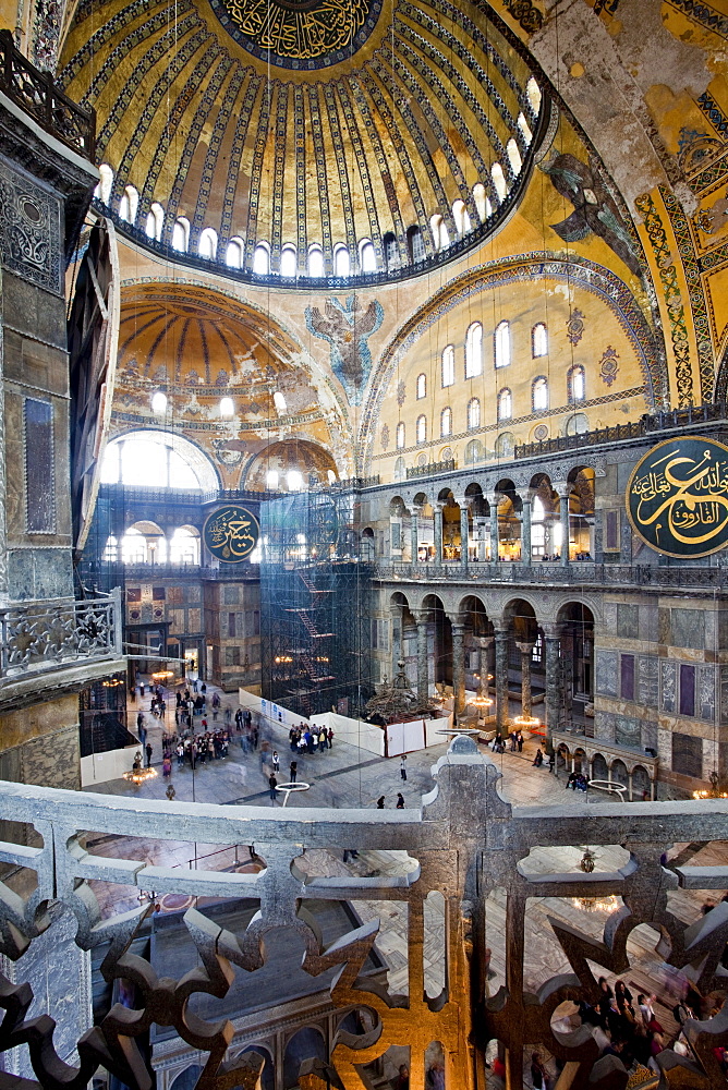 Byzantine architecture of Aya Sofya (Hagia Sophia), constructed as a church in the 6th century by Emperor Justinian, a mosque for years, now a museum, UNESCO World Heritage Site, Istanbul, Turkey, Europe