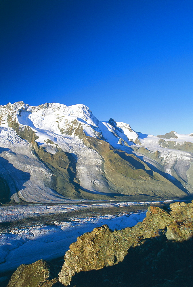 View to the Breithorn and Breithorn Glacier, Gornergrat, Zermatt, Valais (Wallis), Swiss Alps, Switzerland, Europe