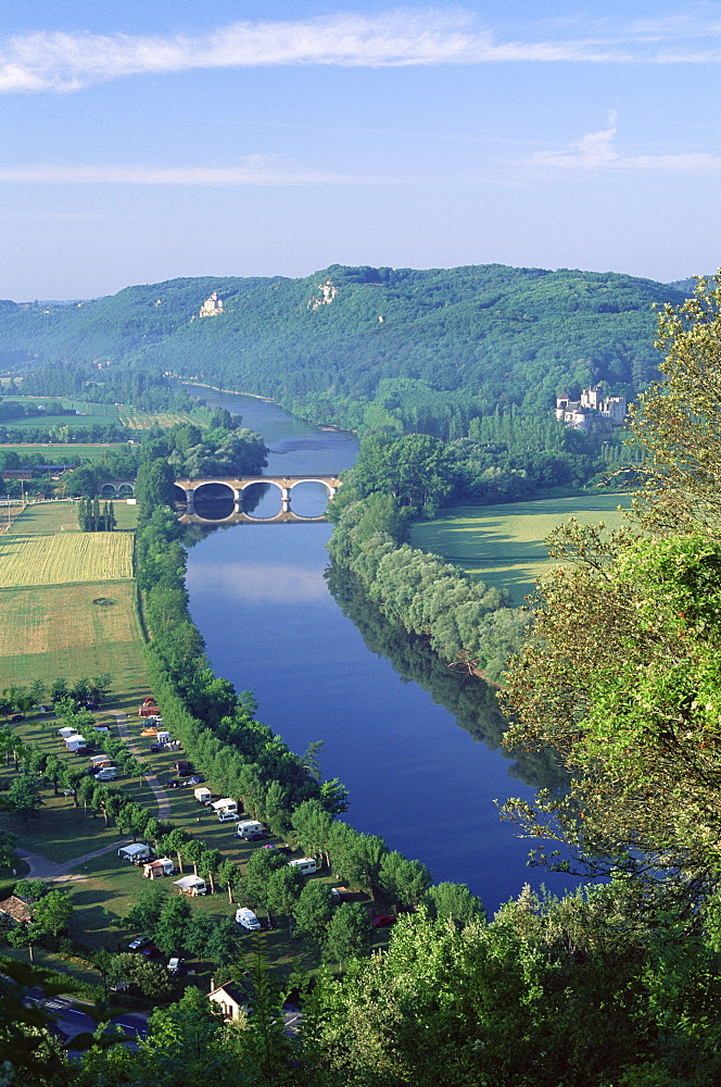 View from the castle to the Dordogne River, Beynac, Dordogne, Aquitaine, France, Europe