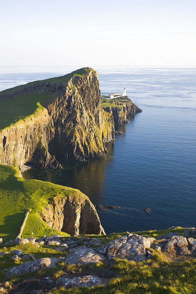 View to the clifftop lighthouse at Neist Point, near Glendale, Isle of Skye, Inner Hebrides, Highland, Scotland, United Kingdom, Europe