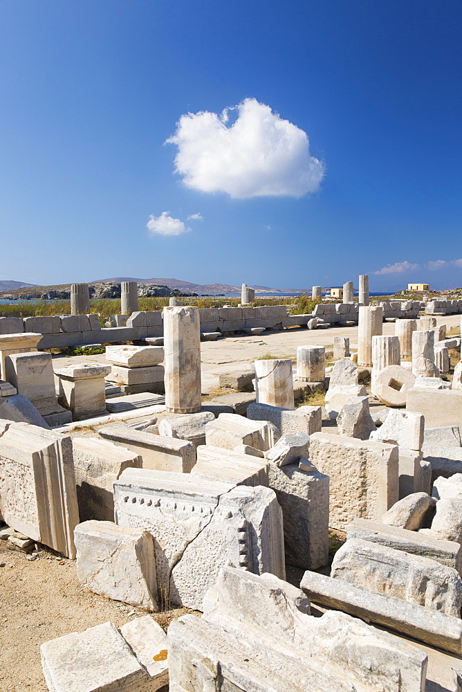 Archaeological remains near the harbour, Delos, UNESCO World Heritage Site, Cyclades Islands, South Aegean, Greek Islands, Greece, Europe