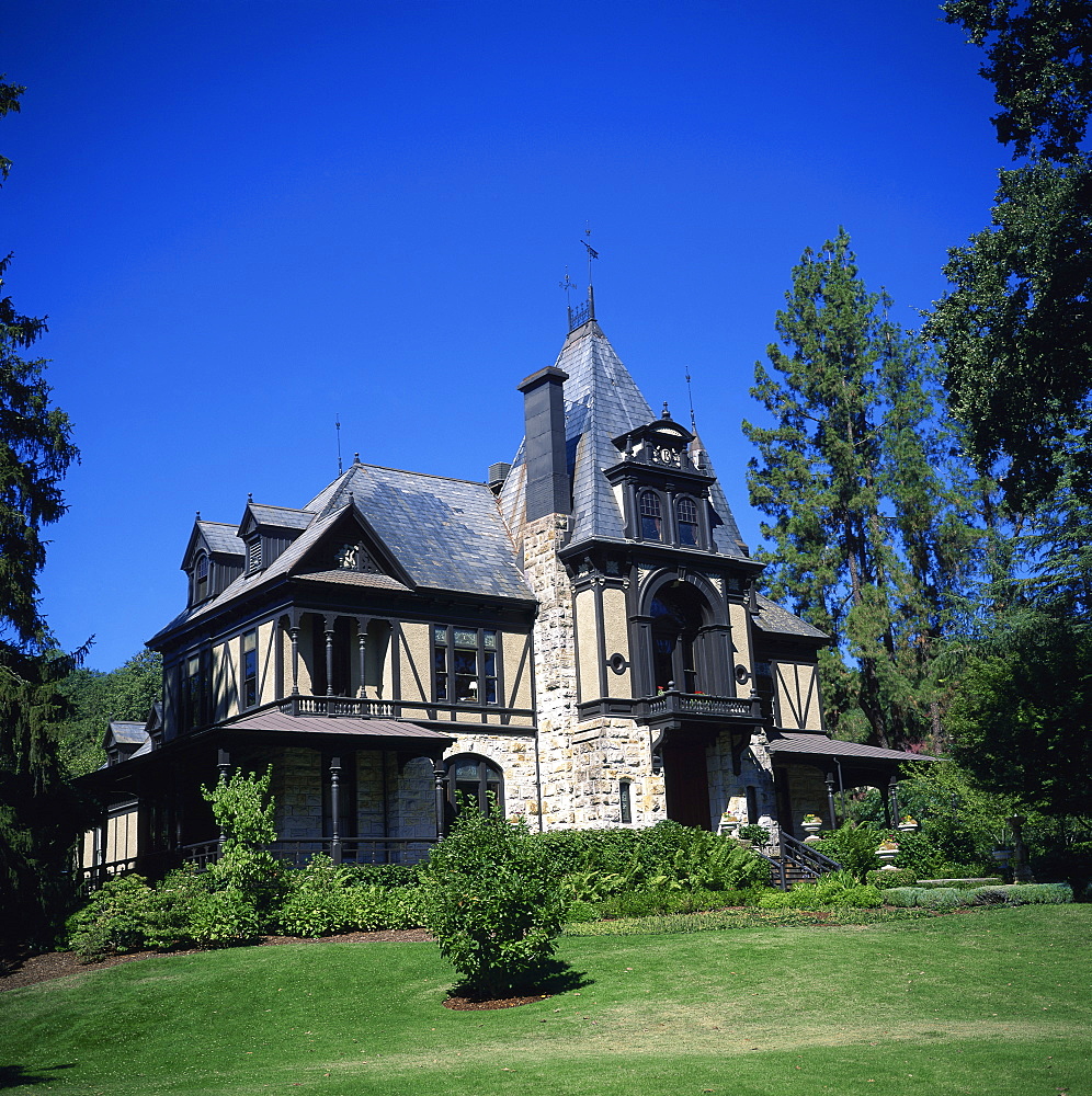 Frederick Beringer's Rhine House at the Beringer Brothers vineyard, founded in 1883, St. Helena, Napa Valley, California, United States of America, North America