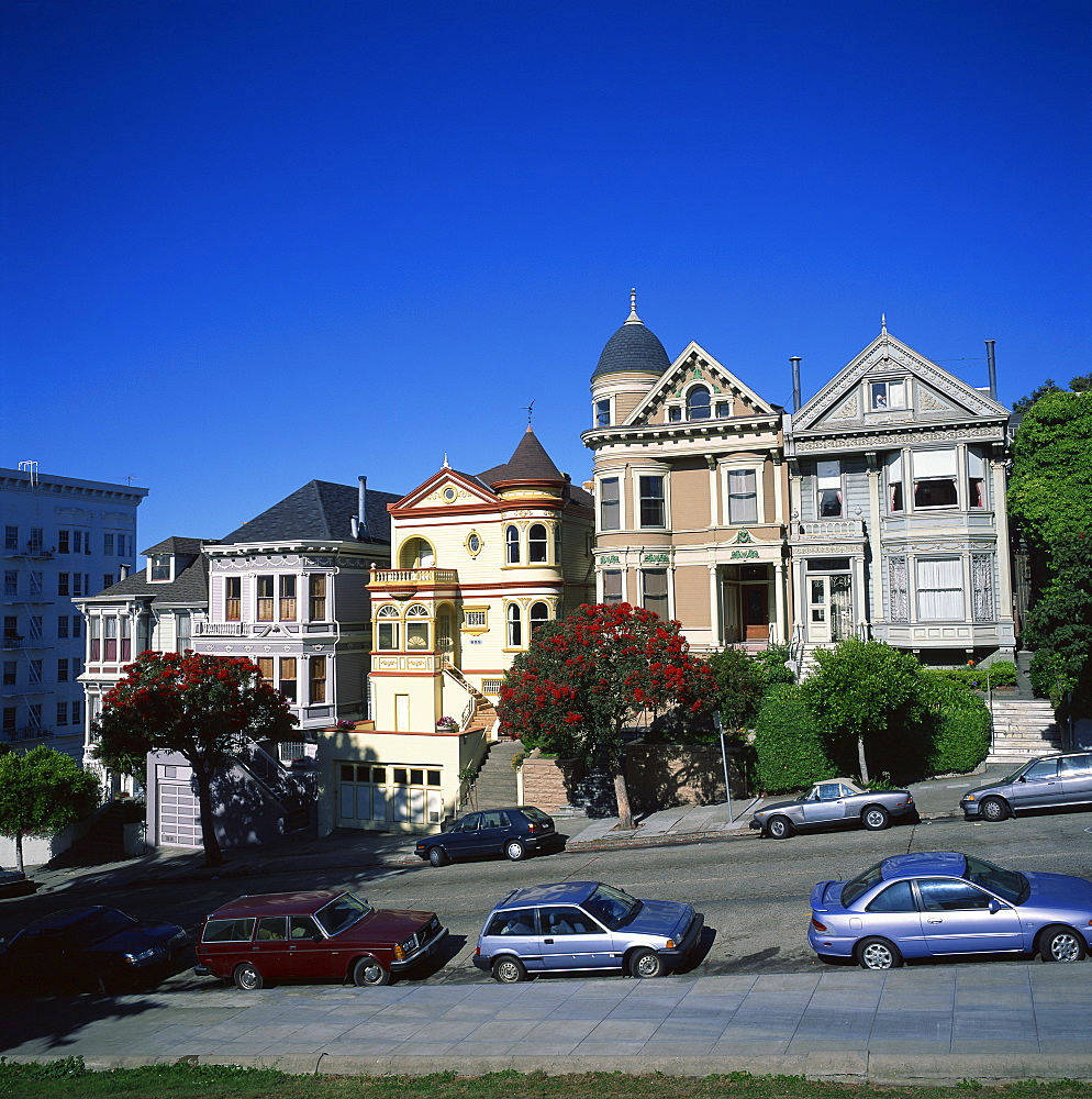 The famous Victorian houses known as the Painted Ladies of Steiner Street, Alamo Square, San Francisco, California, United States of America, North America