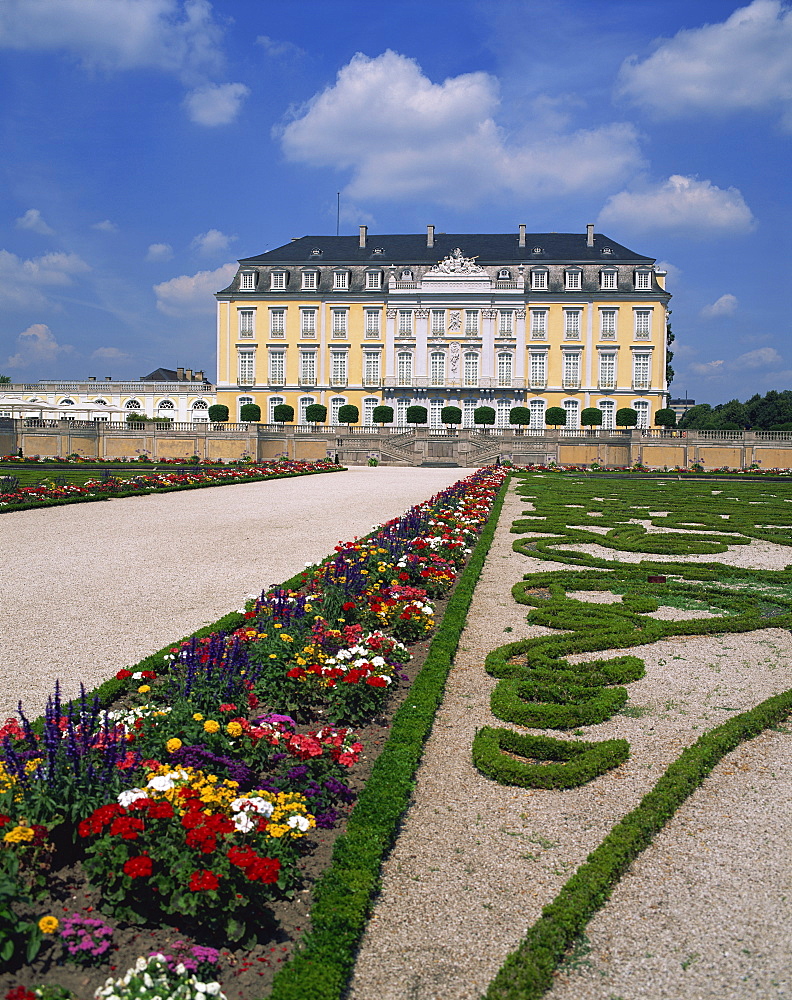 Formal gardens and the Augustusburg Castle near Bruhl, UNESCO World Heritage Site, North Rhine Westphalia, Germany, Europe