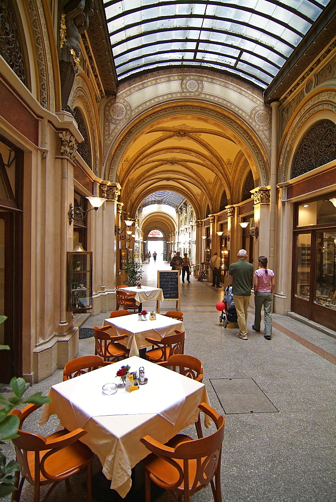 Gallery near Karntner Stravue, Vienna, Austria, Europe