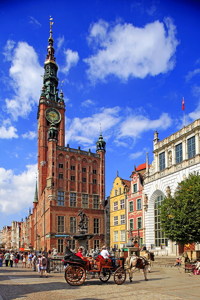 Town Hall of Rechtstadt District on Long Market in Gdansk, Gdansk, Pomerania, Poland, Europe