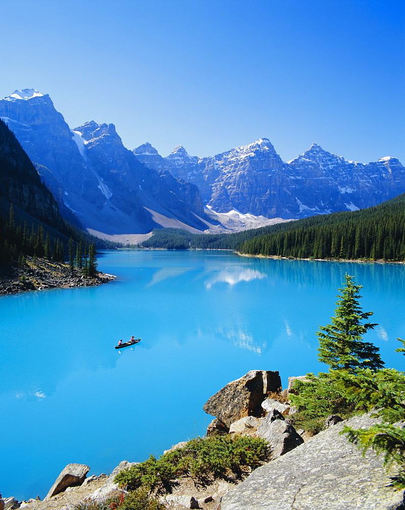 Valley of the Ten Peaks, Lake Moraine, Rocky Mountains, Banff National Park, Alberta, Canada