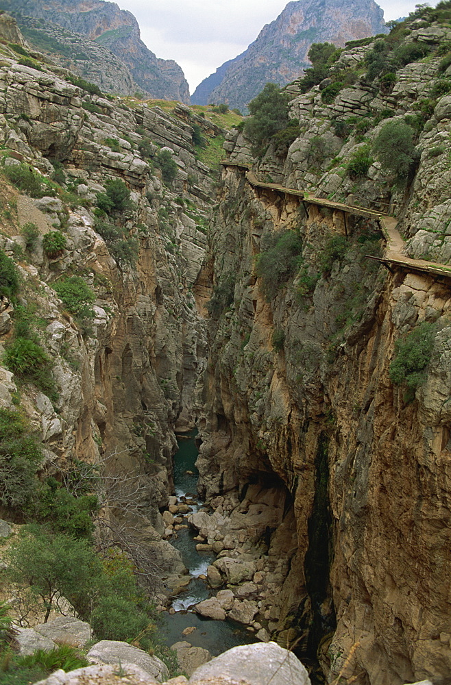 El Chorro Gorge and the old catwalk, Malaga province, Andalucia, Spain, Europe