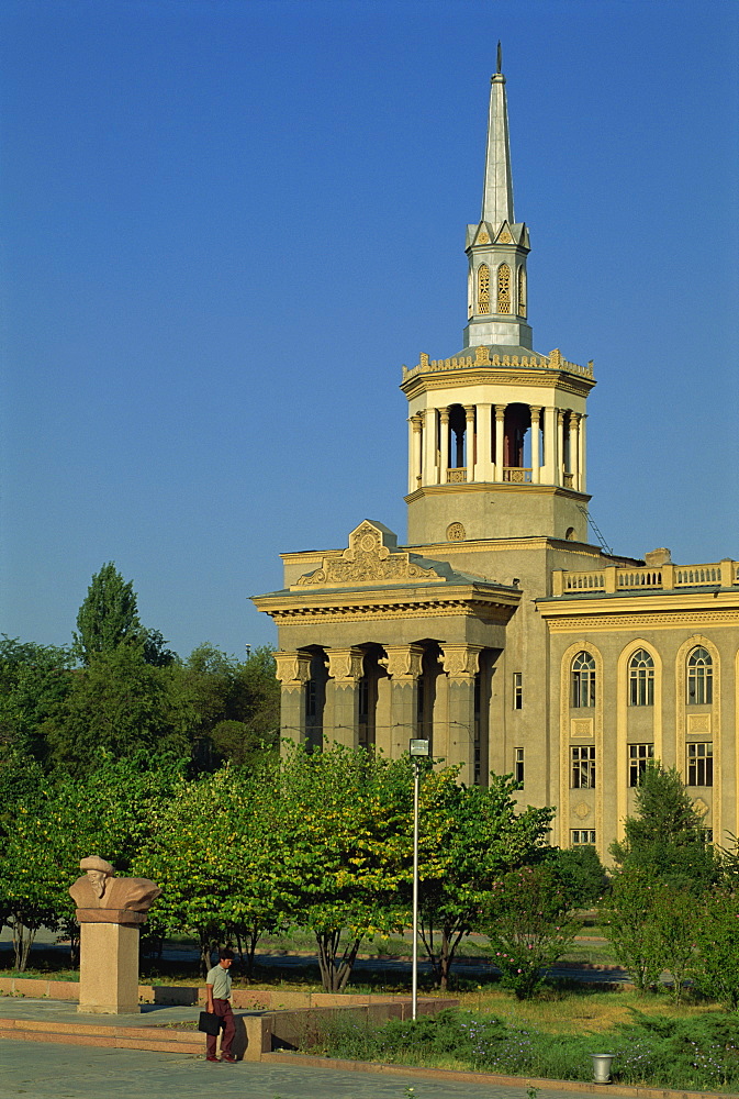 The Science College, an example of Stalinist architecture, in Bishkek, Kyrgyzstan, Central Asia, Asia