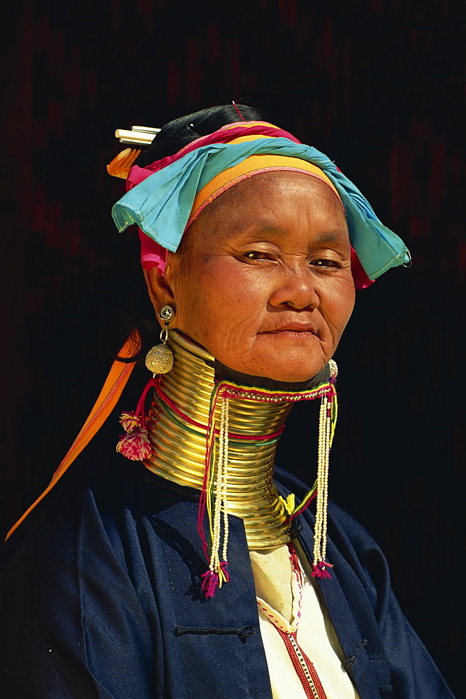 Giraffe necked Paduang woman, Shah Hills, Myanmar (Burma), Asia