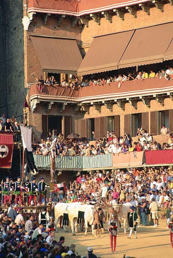 The opening parade of the Palio horse race, Siena, Tuscany, Italy, Europe