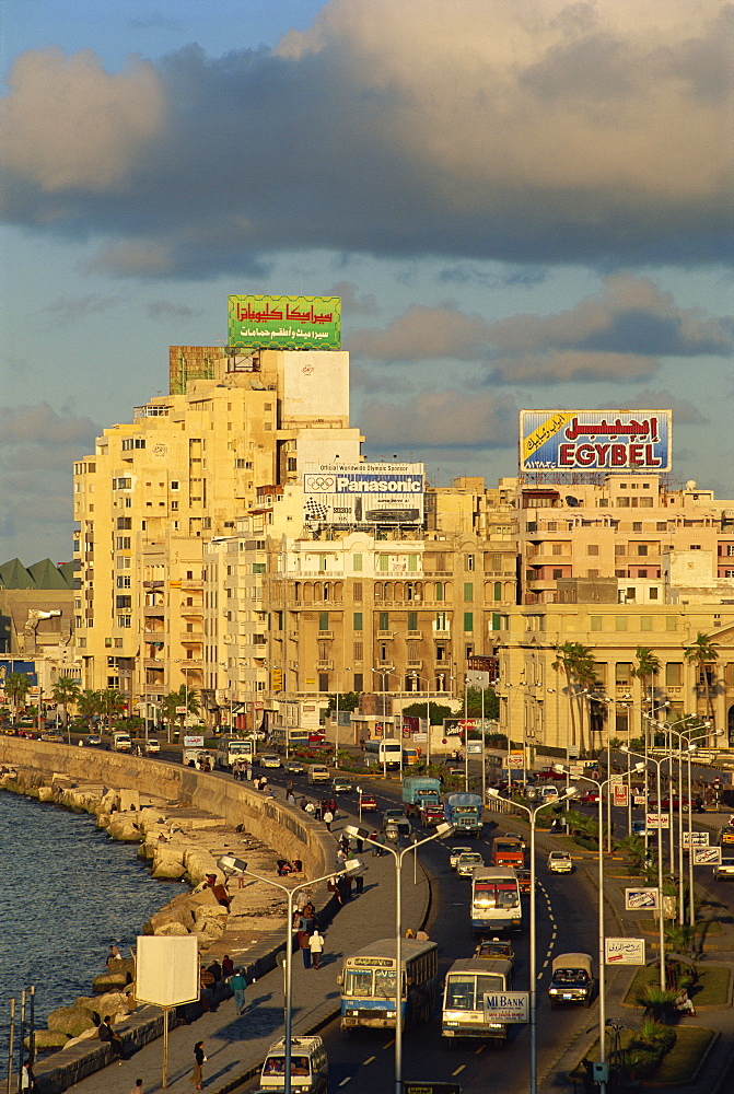 Corniche in evening light, Alexandria, Egypt, North Africa, Africa