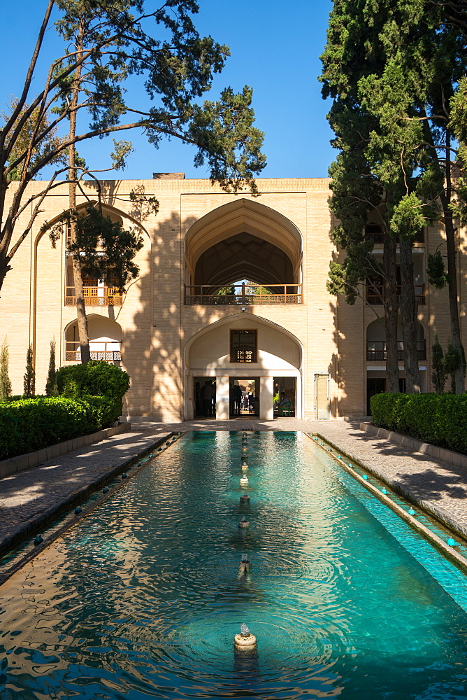 Bagh-e Fin, oldest Persian garden, completed 1590, Kashan, Iran, Middle East