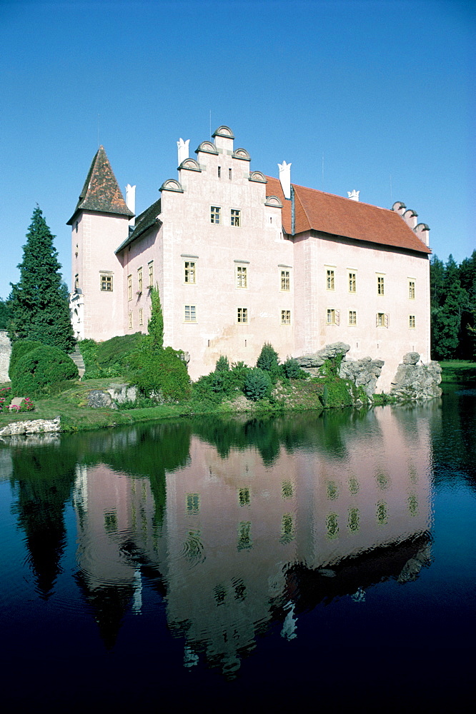 Cervena Lhota chateau, near Jindrichuv Hradec, Bohemia, Czech Republic, Europe