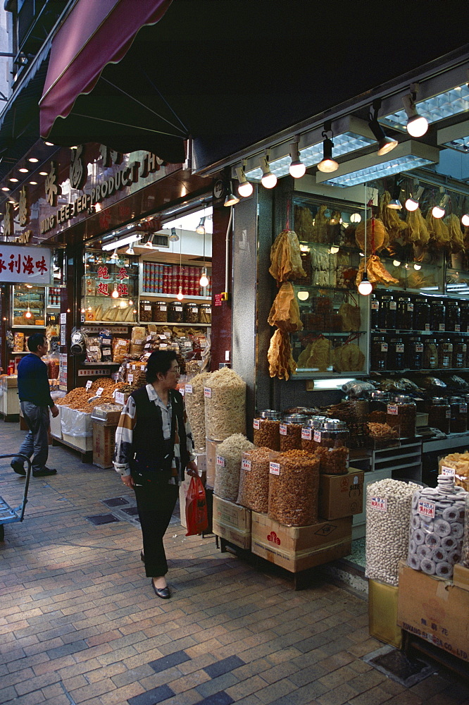 Dried seafood shops, Des Voeux Road West, Western District, Hong Kong Island, Hong Kong, China, Asia