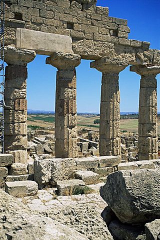 Ruins of Greek temple, Selinunte, Sicily, Italy, Europe