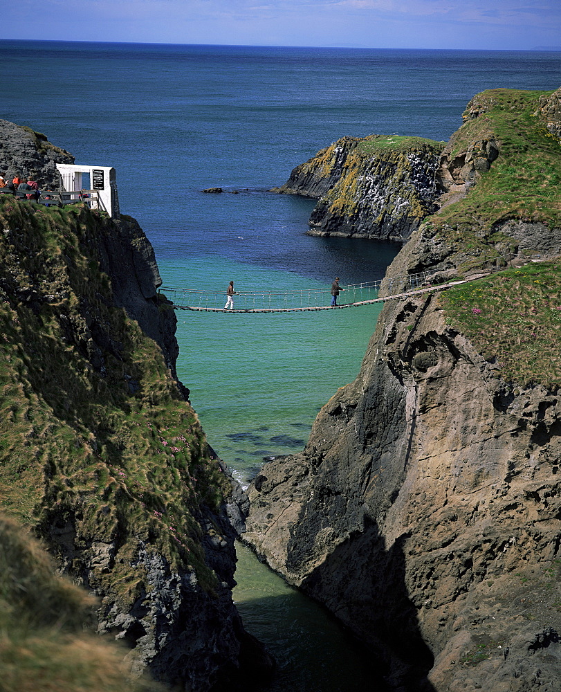 Carrick-A-Rede rope bridge, County Antrim, Northern Ireland, United Kingdom, Europe