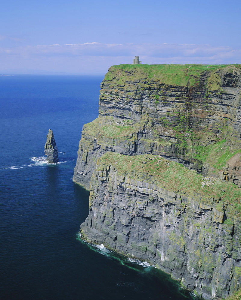 The Cliffs of Moher, County Clare, Munster, Republic of Ireland (Eire), Europe