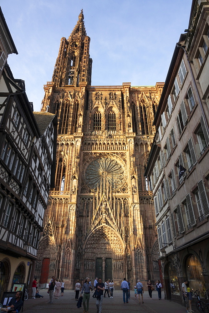 West Front, Strasbourg Cathedral, UNESCO World Heritage Site, Strasbourg, Alsace, France, Europe