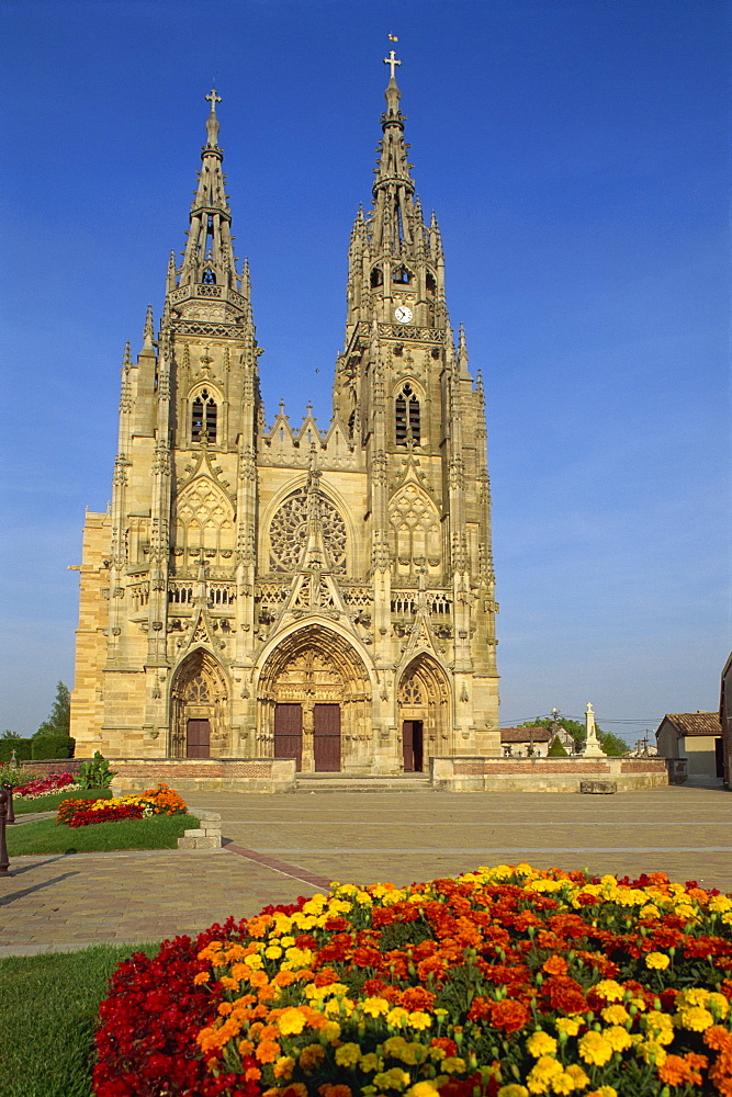 Basilica of Notre Dame, L'Epine, Champagne, France, Europe