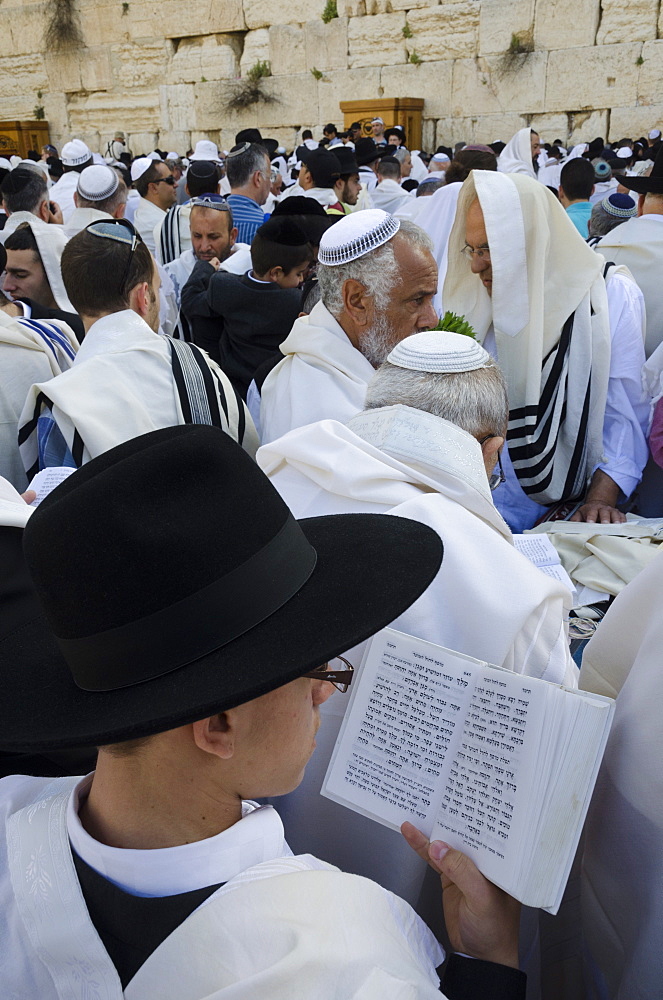 Traditional Cohen's Benediction at the Western Wall during the Passover Jewish festival, Jerusalem Old City, Israel, Middle East