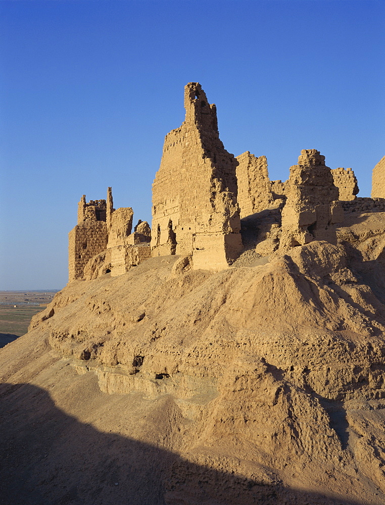 Qala'at Ar Rahba, dating from the 13th century, Euphrates Valley, Syria, Middle East